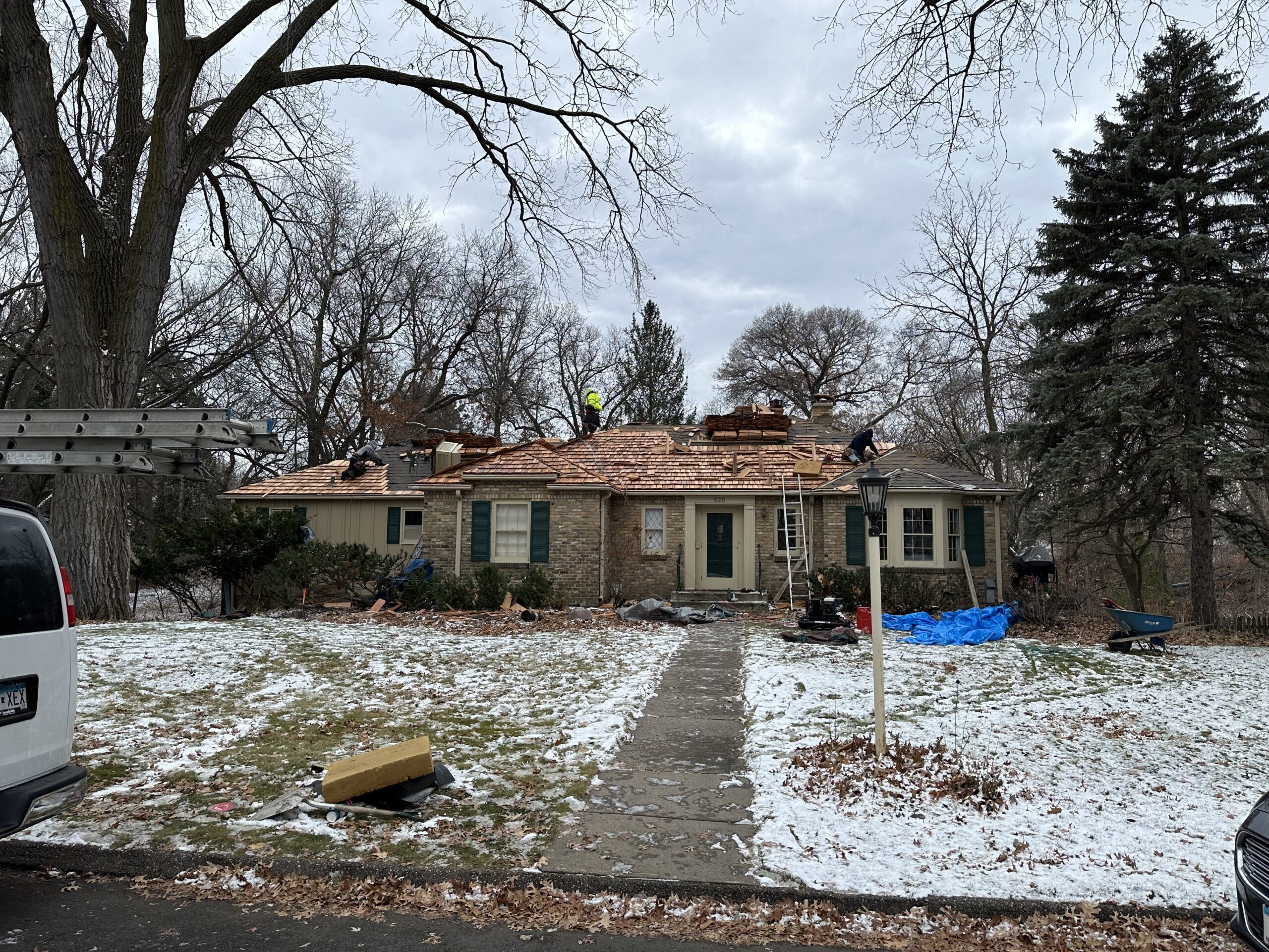 roofing services near golden valley mn