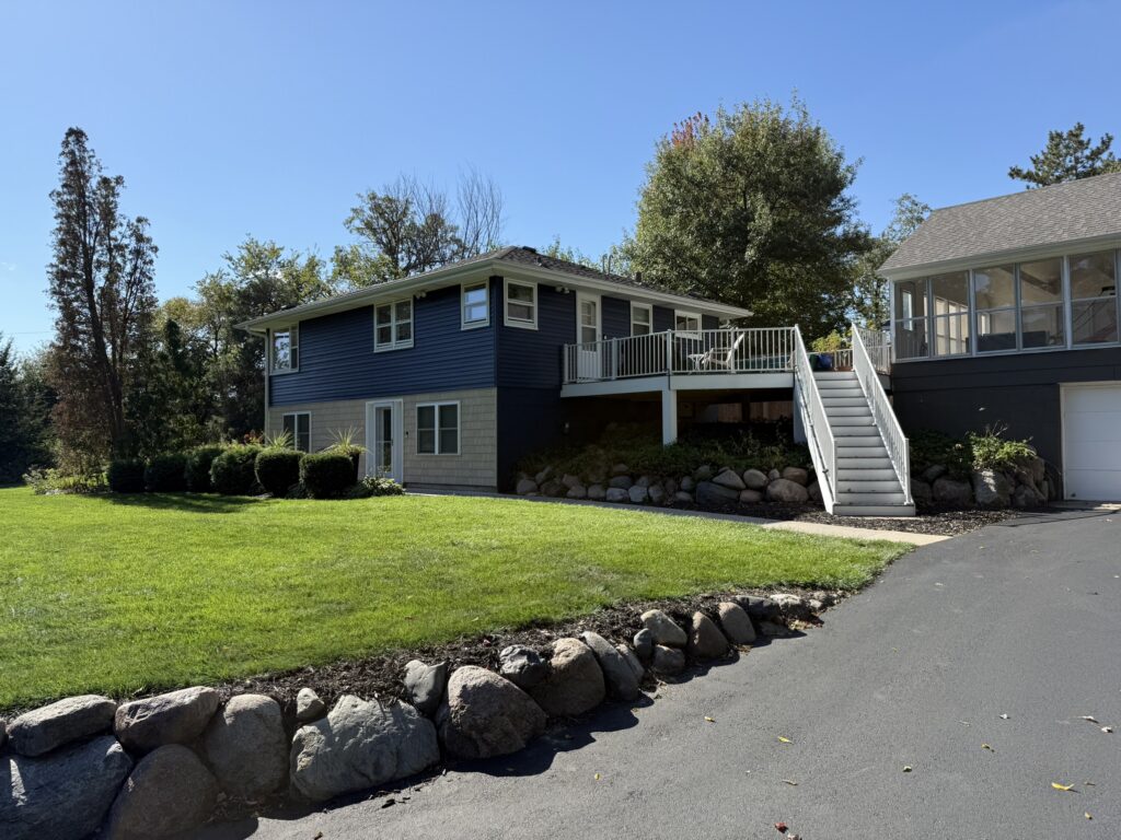 Residential Siding Replacement For Plymouth Home Completed siding replacement on Plymouth MN home